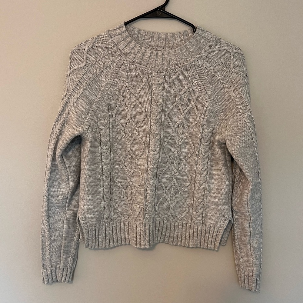 GAP Light Gray Cable Knit Women's Sweater